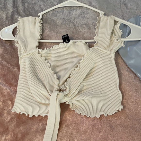 Need new clothes - Picture 1 of 1